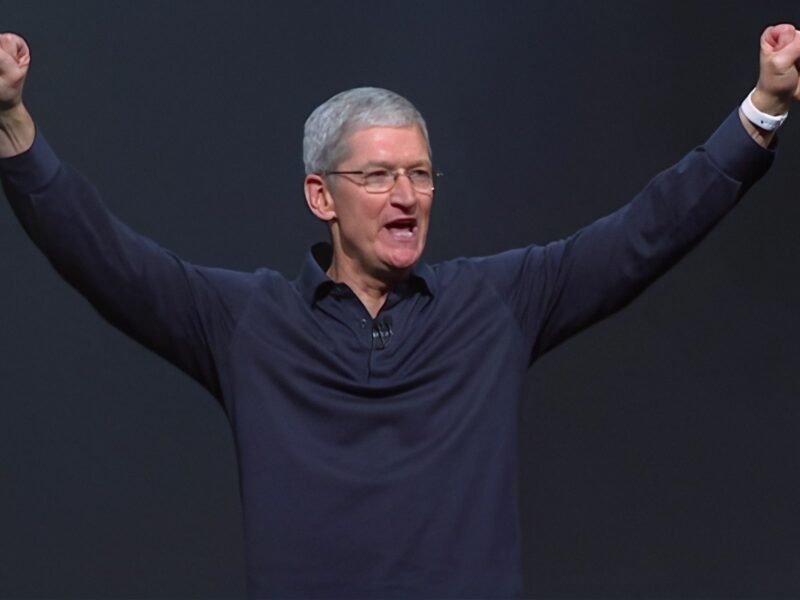 In 2021 Apple CEO Tim Cook how much cash earned
